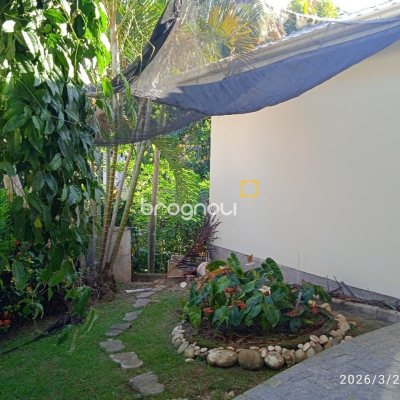 Casa de Condomínio com 301m², 4 quartos (sendo 2 suítes), 2 garagens, no bairro Bosque das Mansões em São José