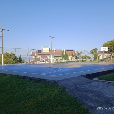 Casa de Condomínio com 301m², 4 quartos (sendo 2 suítes), 2 garagens, no bairro Bosque das Mansões em São José