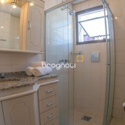 Apartamento com 69m², 2 quartos, 1 garagem, no bairro Centro em Florianópolis