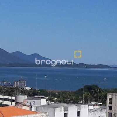 Apartamento com 69m², 2 quartos, 1 garagem, no bairro Centro em Florianópolis