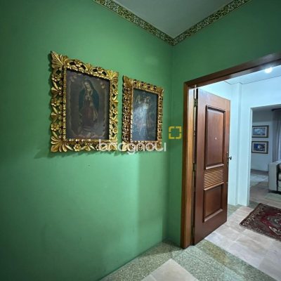 Apartamento com 231m², 4 quartos (sendo 2 suítes), 2 garagens, no bairro Centro em Florianópolis