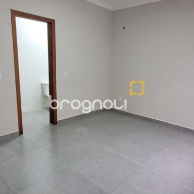 Casa com 83m², 3 quartos (sendo 1 suíte), 2 garagens, no bairro Bela Vista em Palhoça