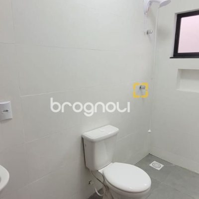 Casa com 83m², 3 quartos (sendo 1 suíte), 2 garagens, no bairro Bela Vista em Palhoça