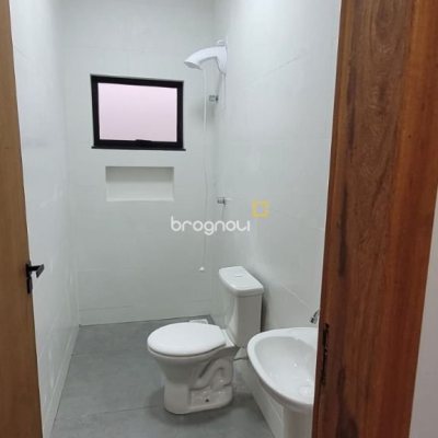 Casa com 83m², 3 quartos (sendo 1 suíte), 2 garagens, no bairro Bela Vista em Palhoça