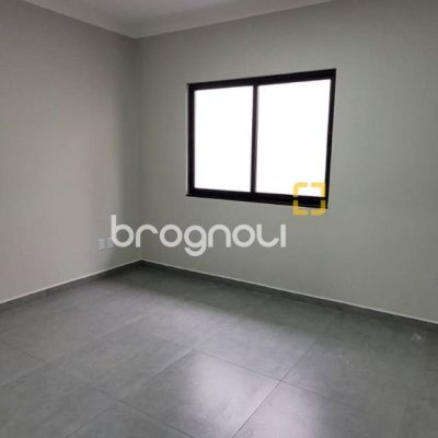 Casa com 83m², 3 quartos (sendo 1 suíte), 2 garagens, no bairro Bela Vista em Palhoça