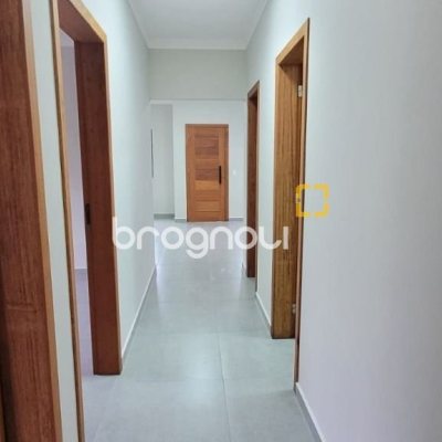 Casa com 83m², 3 quartos (sendo 1 suíte), 2 garagens, no bairro Bela Vista em Palhoça
