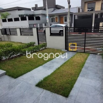 Casa com 83m², 3 quartos (sendo 1 suíte), 2 garagens, no bairro Bela Vista em Palhoça
