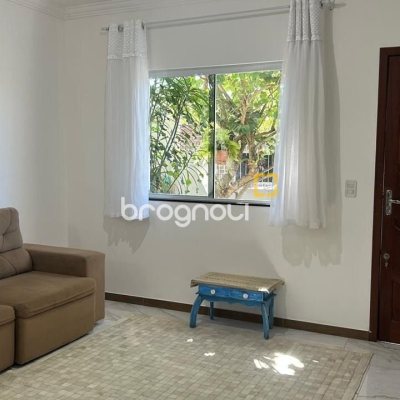 Casa com 180m², 3 quartos (sendo 3 suítes), 2 garagens, no bairro Ingleses em Florianópolis