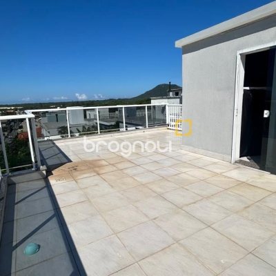 Casa com 180m², 3 quartos (sendo 3 suítes), 2 garagens, no bairro Ingleses em Florianópolis