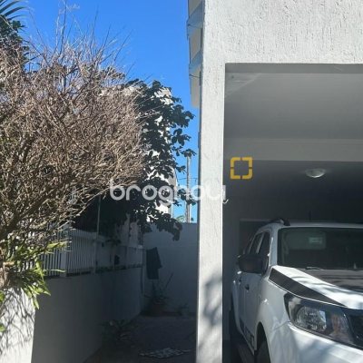 Casa com 180m², 3 quartos (sendo 3 suítes), 2 garagens, no bairro Ingleses em Florianópolis