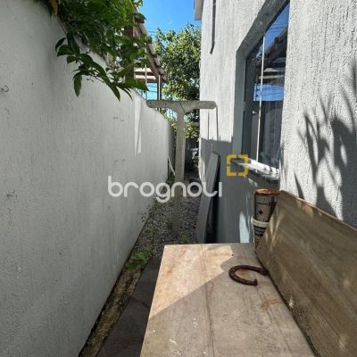 Casa com 180m², 3 quartos (sendo 3 suítes), 2 garagens, no bairro Ingleses em Florianópolis