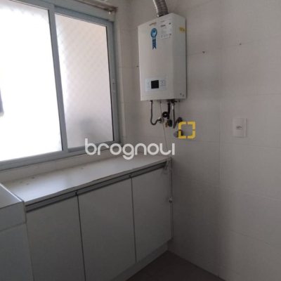 Apartamento com 85m², 3 quartos (sendo 1 suíte), 2 garagens, no bairro Capoeiras em Florianópolis