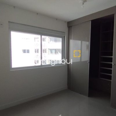 Apartamento com 85m², 3 quartos (sendo 1 suíte), 2 garagens, no bairro Capoeiras em Florianópolis