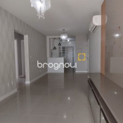 Apartamento com 85m², 3 quartos (sendo 1 suíte), 2 garagens, no bairro Capoeiras em Florianópolis