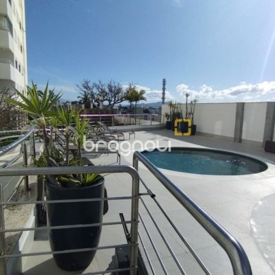 Apartamento com 85m², 3 quartos (sendo 1 suíte), 2 garagens, no bairro Capoeiras em Florianópolis
