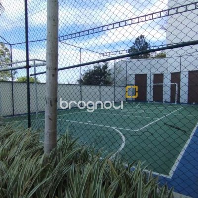 Apartamento com 85m², 3 quartos (sendo 1 suíte), 2 garagens, no bairro Capoeiras em Florianópolis