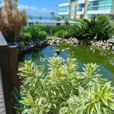 Apartamento com 99m², 2 quartos (sendo 2 suítes), 2 garagens, no bairro Santinho em Florianópolis