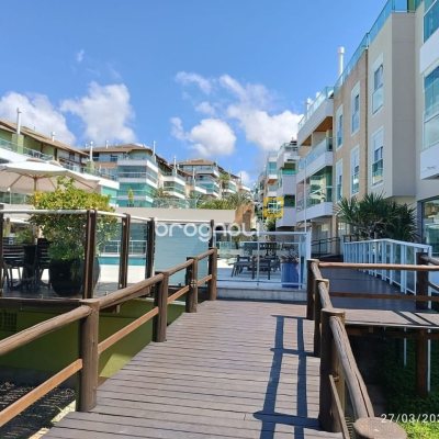 Apartamento com 99m², 2 quartos (sendo 2 suítes), 2 garagens, no bairro Santinho em Florianópolis
