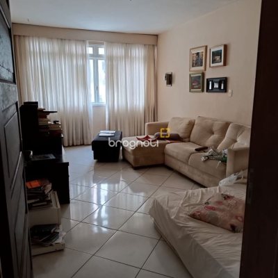 Casa Comercial com 230m², no bairro Centro em Florianópolis