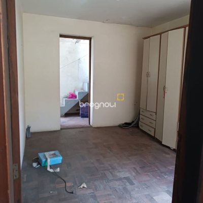 Casa Comercial com 230m², no bairro Centro em Florianópolis