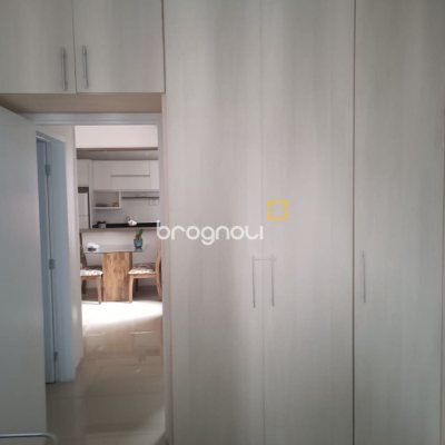 Apartamento com 56m², 2 quartos, 1 garagem, no bairro Kobrasol em São José