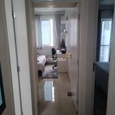 Apartamento com 56m², 2 quartos, 1 garagem, no bairro Kobrasol em São José