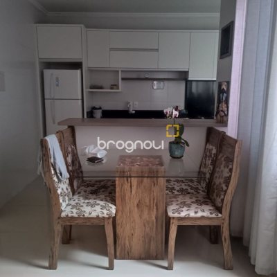 Apartamento com 56m², 2 quartos, 1 garagem, no bairro Kobrasol em São José