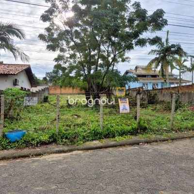 Terreno com 538m², no bairro Campeche em Florianópolis