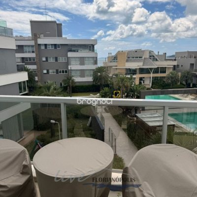 Apartamento com 194m², 3 quartos (sendo 3 suítes), 2 garagens, no bairro Jurerê Internacional em Florianópolis