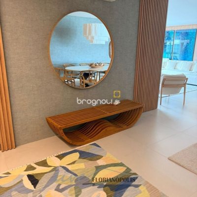 Apartamento com 194m², 3 quartos (sendo 3 suítes), 2 garagens, no bairro Jurerê Internacional em Florianópolis
