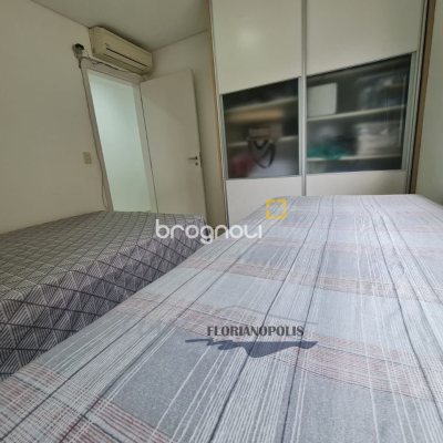 Apartamento com 100m², 3 quartos (sendo 1 suíte), 2 garagens, no bairro Jurerê em Florianópolis