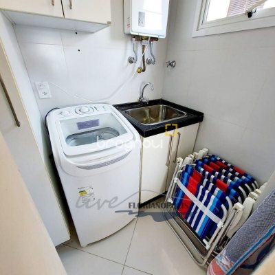 Apartamento com 100m², 3 quartos (sendo 1 suíte), 2 garagens, no bairro Jurerê em Florianópolis