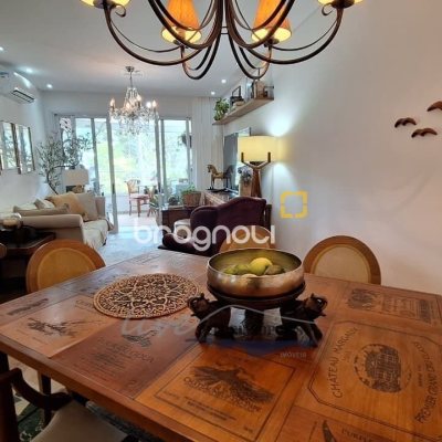 Apartamento com 105m², 2 quartos (sendo 1 suíte), 2 garagens, no bairro Jurerê Internacional em Florianópolis