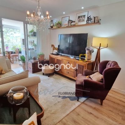 Apartamento com 105m², 2 quartos (sendo 1 suíte), 2 garagens, no bairro Jurerê Internacional em Florianópolis