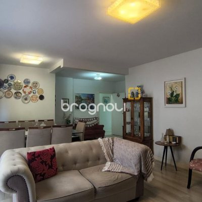 Apartamento com 133m², 3 quartos (sendo 1 suíte), 1 garagem, no bairro Balneário em Florianópolis
