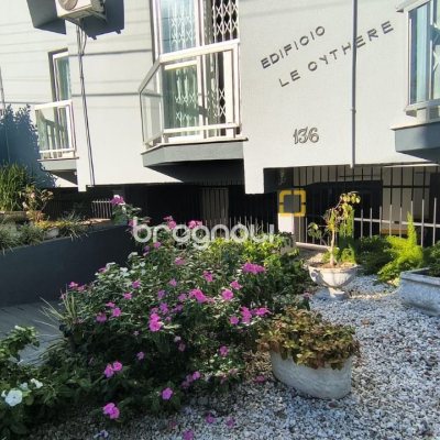 Apartamento com 133m², 3 quartos (sendo 1 suíte), 1 garagem, no bairro Balneário em Florianópolis