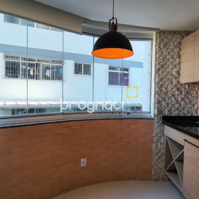 Apartamento com 114m², 3 quartos (sendo 1 suíte), 1 garagem, no bairro Coqueiros em Florianópolis