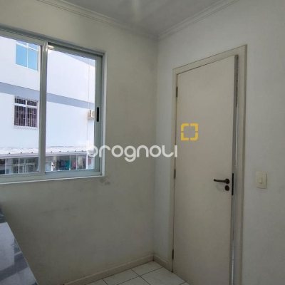 Apartamento com 114m², 3 quartos (sendo 1 suíte), 1 garagem, no bairro Coqueiros em Florianópolis