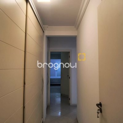 Apartamento com 114m², 3 quartos (sendo 1 suíte), 1 garagem, no bairro Coqueiros em Florianópolis