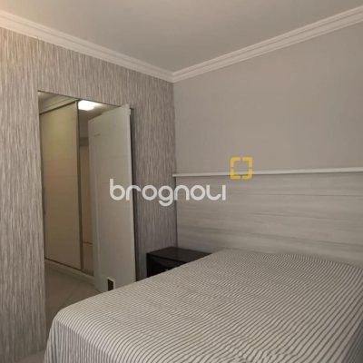 Apartamento com 114m², 3 quartos (sendo 1 suíte), 1 garagem, no bairro Coqueiros em Florianópolis