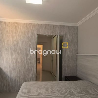 Apartamento com 114m², 3 quartos (sendo 1 suíte), 1 garagem, no bairro Coqueiros em Florianópolis