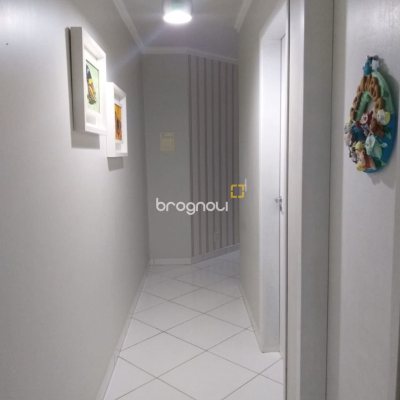 Apartamento com 59m², 2 quartos, 1 garagem, no bairro Forquilhinha em São José