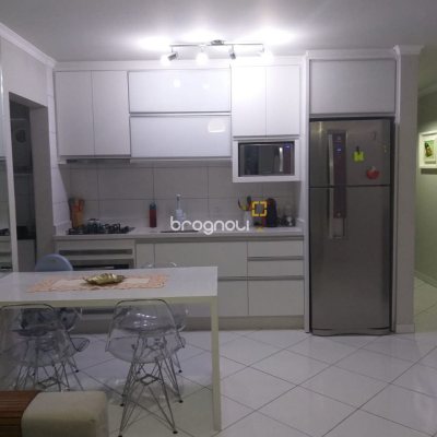 Apartamento com 59m², 2 quartos, 1 garagem, no bairro Forquilhinha em São José
