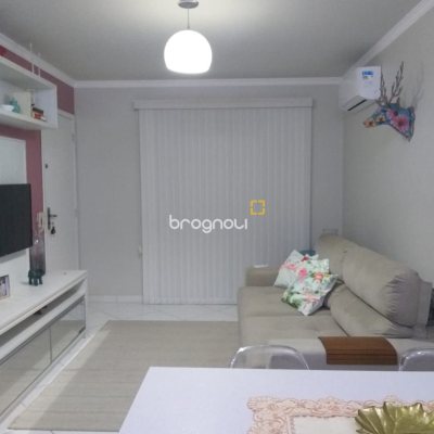 Apartamento com 59m², 2 quartos, 1 garagem, no bairro Forquilhinha em São José