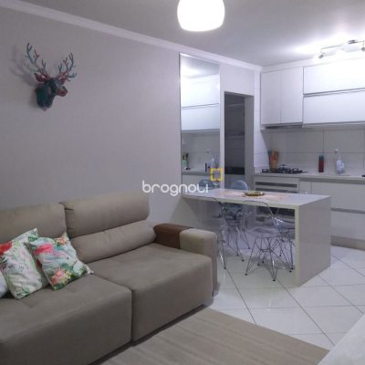 Apartamento com 59m², 2 quartos, 1 garagem, no bairro Forquilhinha em São José