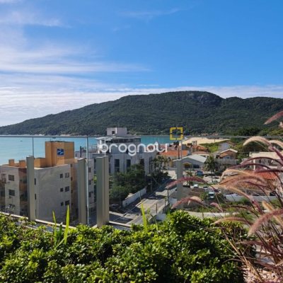 Apartamento com 80m², 2 quartos (sendo 1 suíte), 2 garagens, no bairro São João do Rio Vermelho em Florianópolis