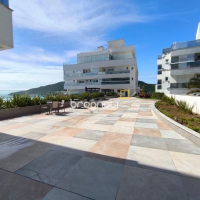 Apartamento com 80m², 2 quartos (sendo 1 suíte), 2 garagens, no bairro São João do Rio Vermelho em Florianópolis