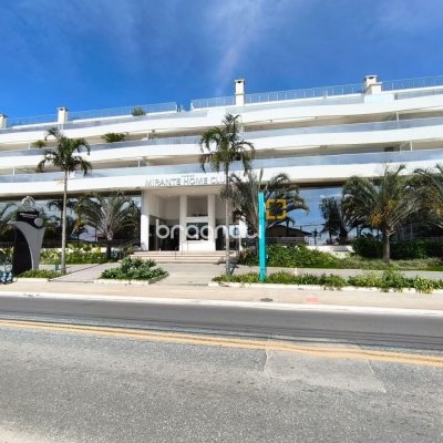 Apartamento com 80m², 2 quartos (sendo 1 suíte), 2 garagens, no bairro São João do Rio Vermelho em Florianópolis