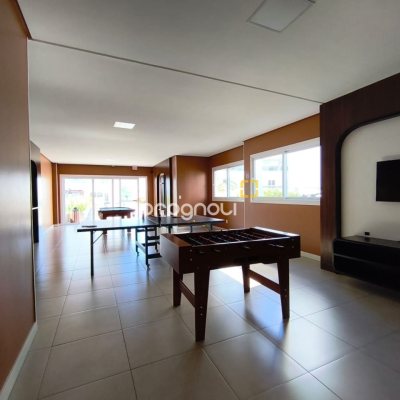 Apartamento com 80m², 2 quartos (sendo 1 suíte), 2 garagens, no bairro São João do Rio Vermelho em Florianópolis