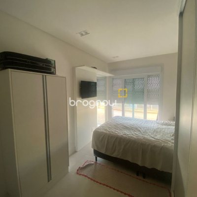 Apartamento com 80m², 2 quartos (sendo 1 suíte), 2 garagens, no bairro São João do Rio Vermelho em Florianópolis